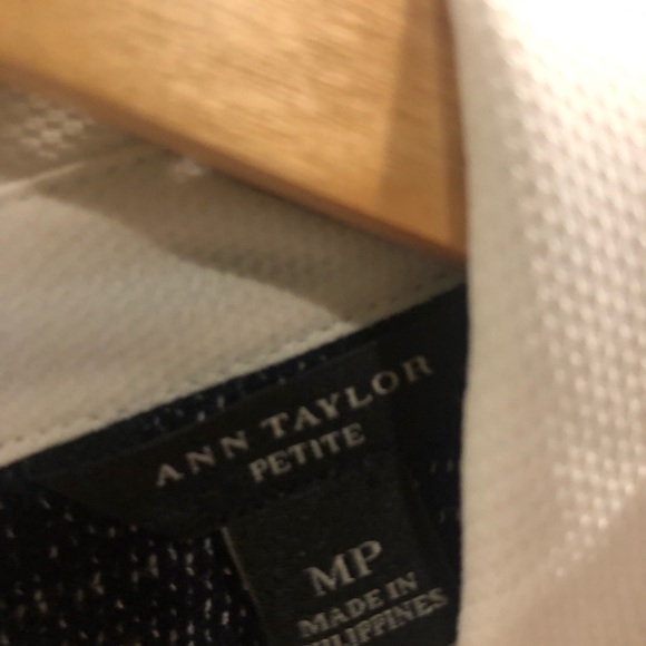 Ann Taylor collated sweater MP - Picture 5 of 5